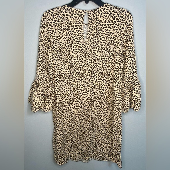 H&M : Leopard Shift Dress - Picture 7 of 9